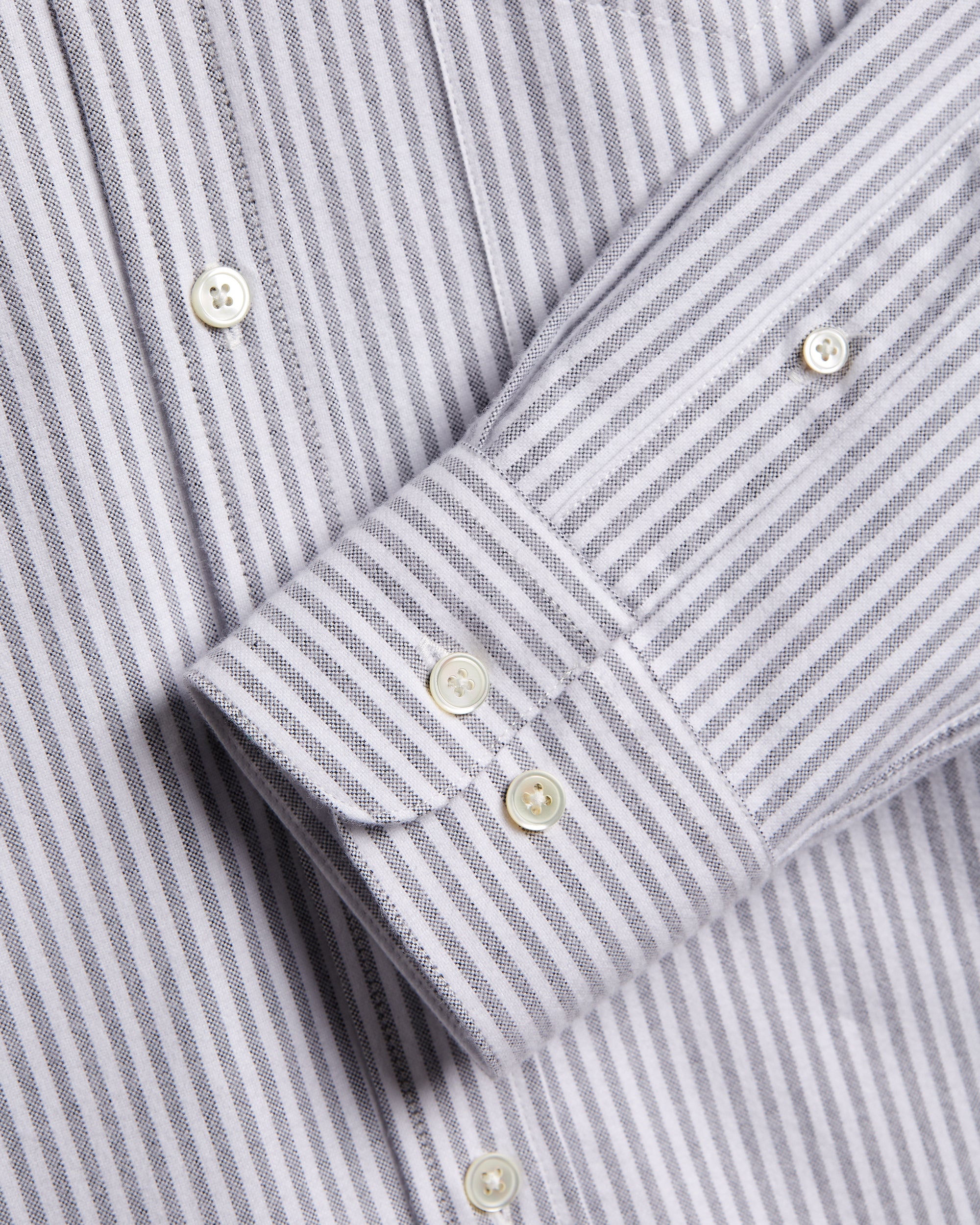 Portuguese Flannel - Brushed Oxford in Black Stripe