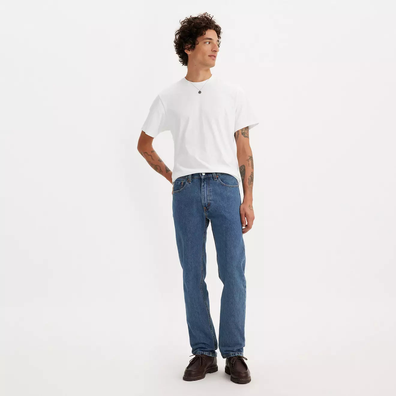 Levi’s - 505 Regular Fit in Medium Stone Wash