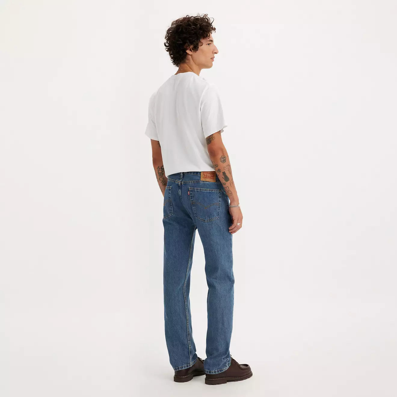 Levi’s - 505 Regular Fit in Medium Stone Wash