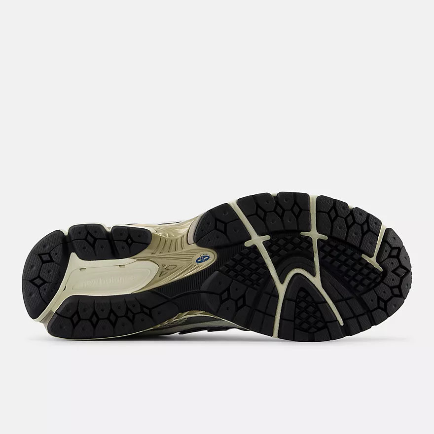 New Balance - 1906NA Utility in Raincloud with Slate Grey and Magnet