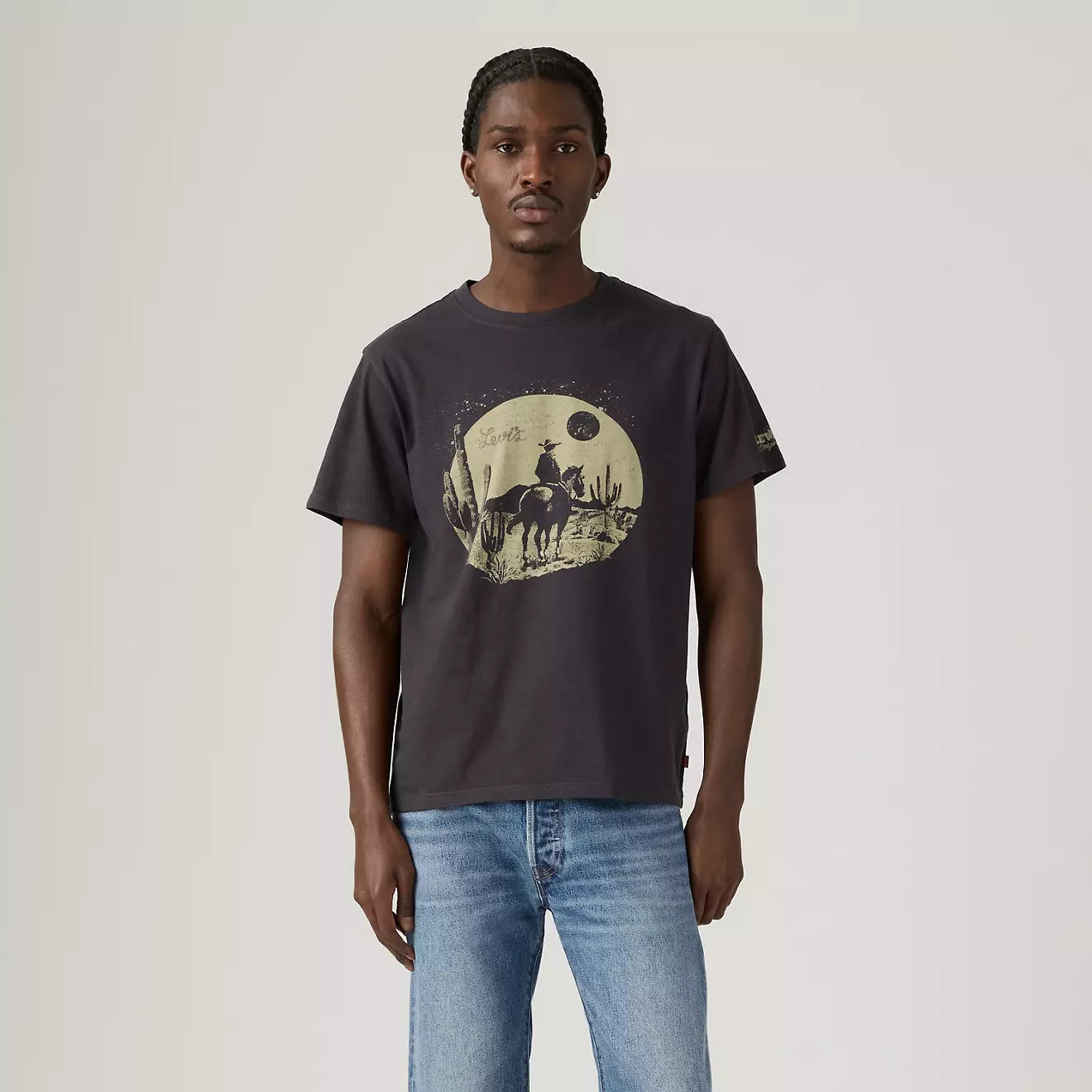 Levi’s - Relaxed Fit Short Sleeve Graphic Tee