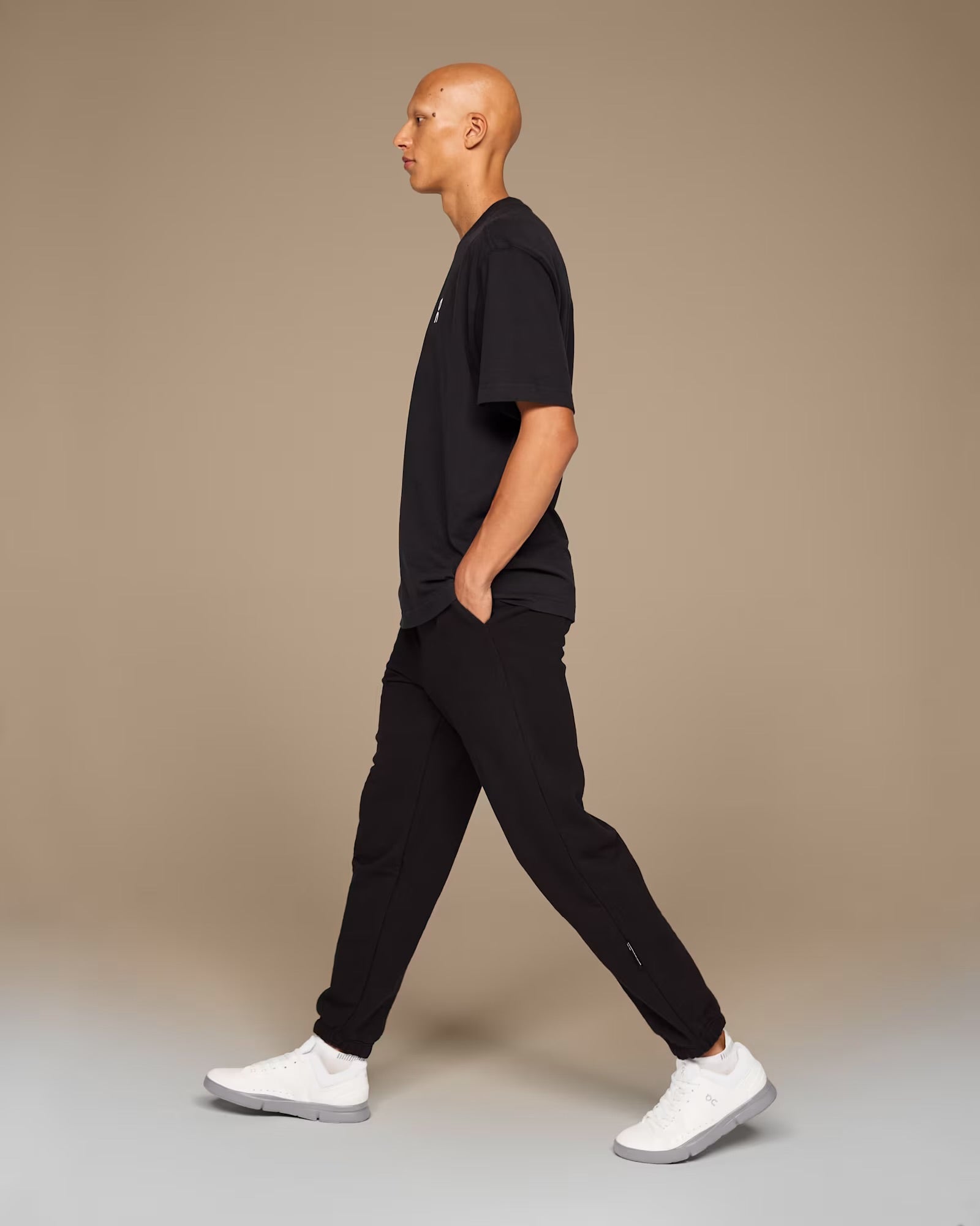 ON Running - Club Pants in Black