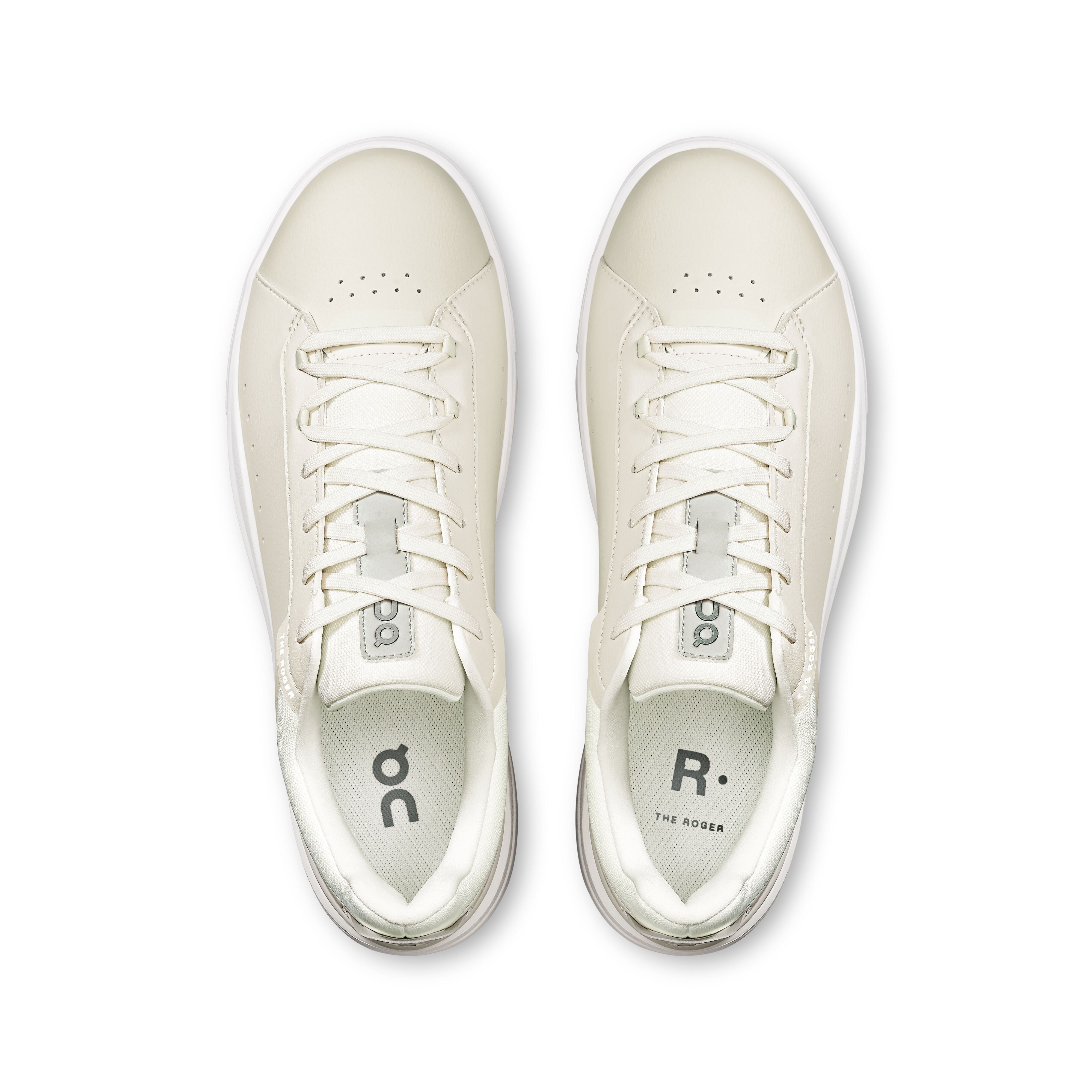 ON Running - The ROGER Advantage in Ivory/Ivory