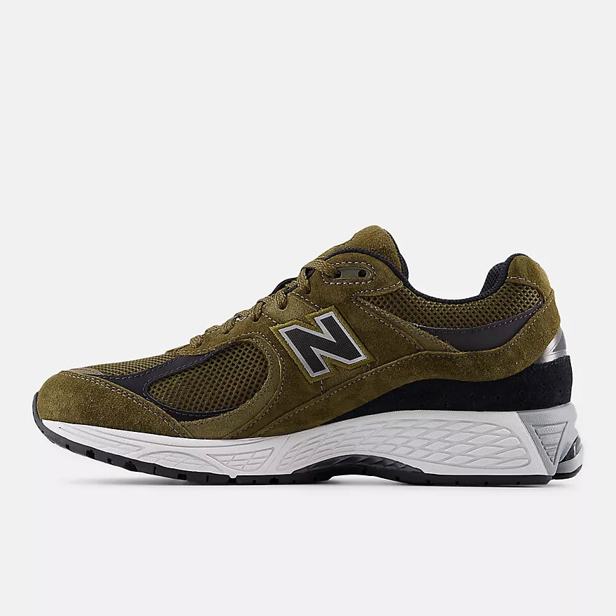 New Balance - 2002 in Woodland with Black cement