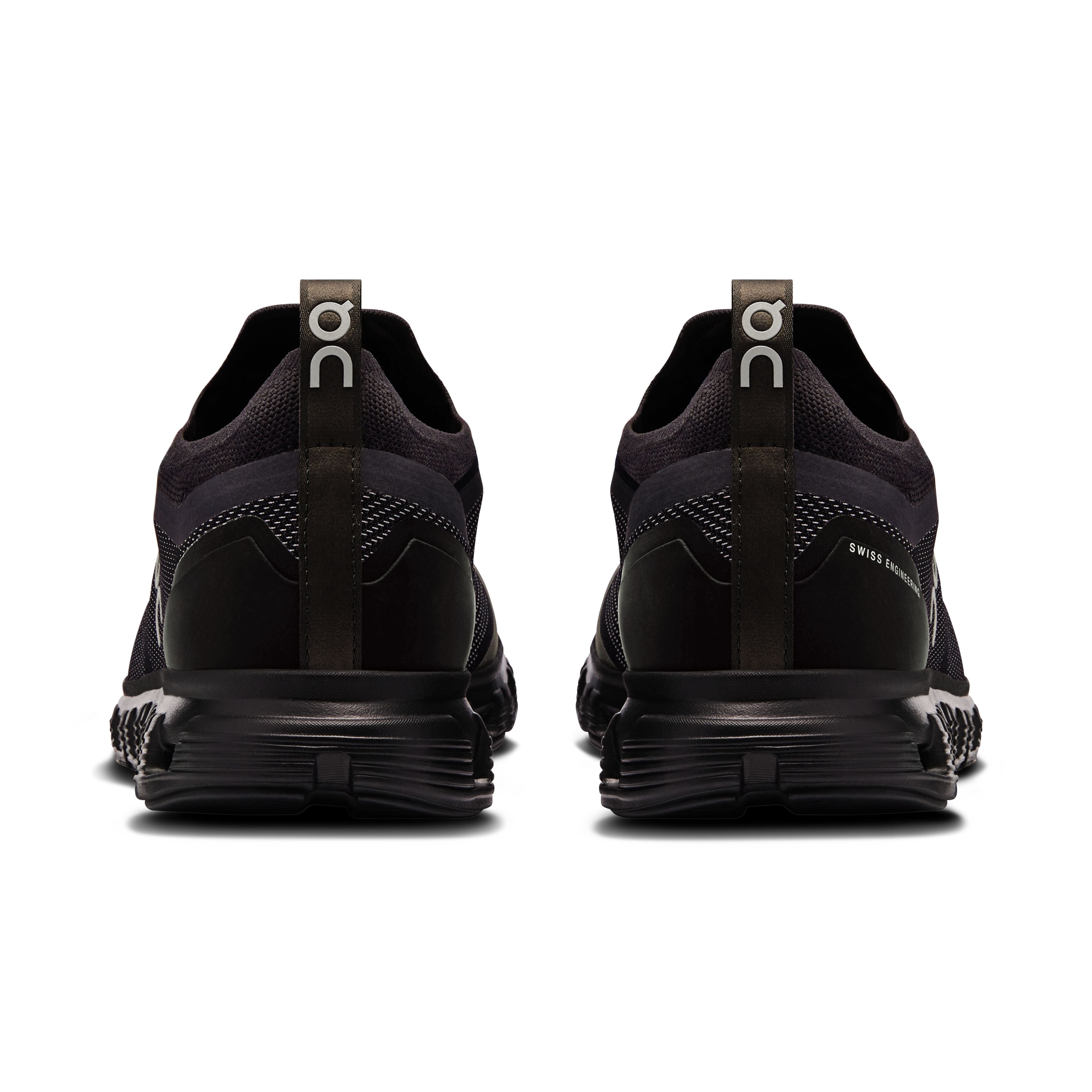 ON Running - Cloud 6 Versa in Black/Eclipse