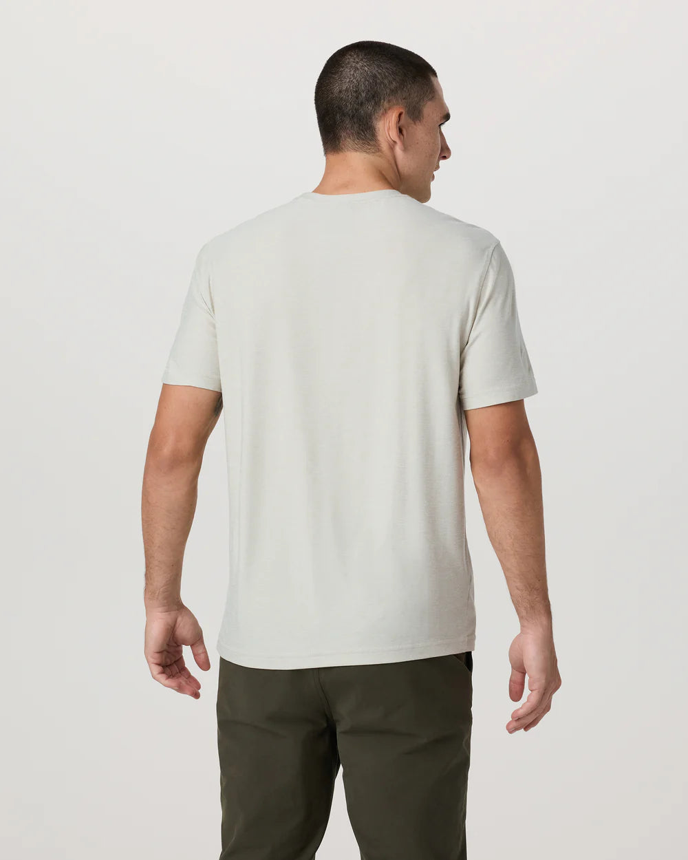 Vuori - Strato Tech Tee in Mushroom Heather