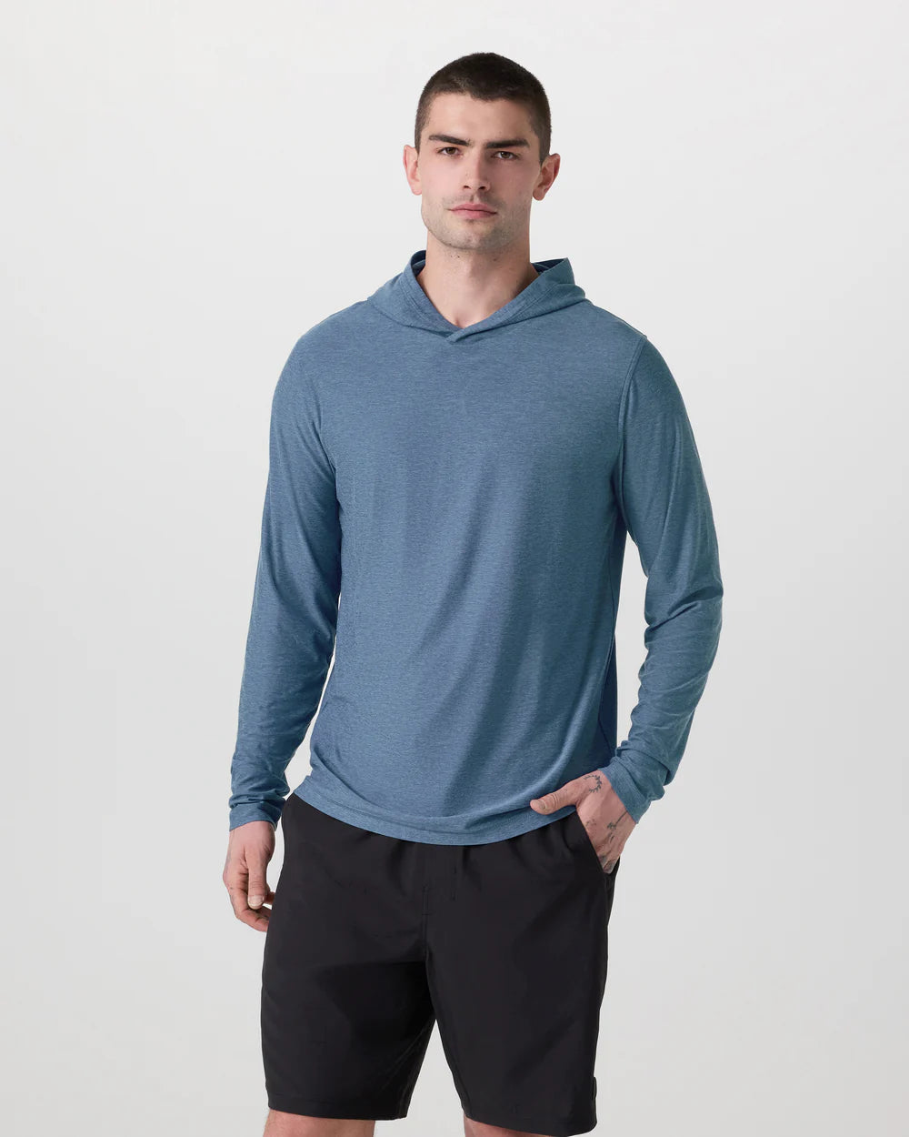 Vuori - Strato Tech Hoodie in Pool Blue Heather