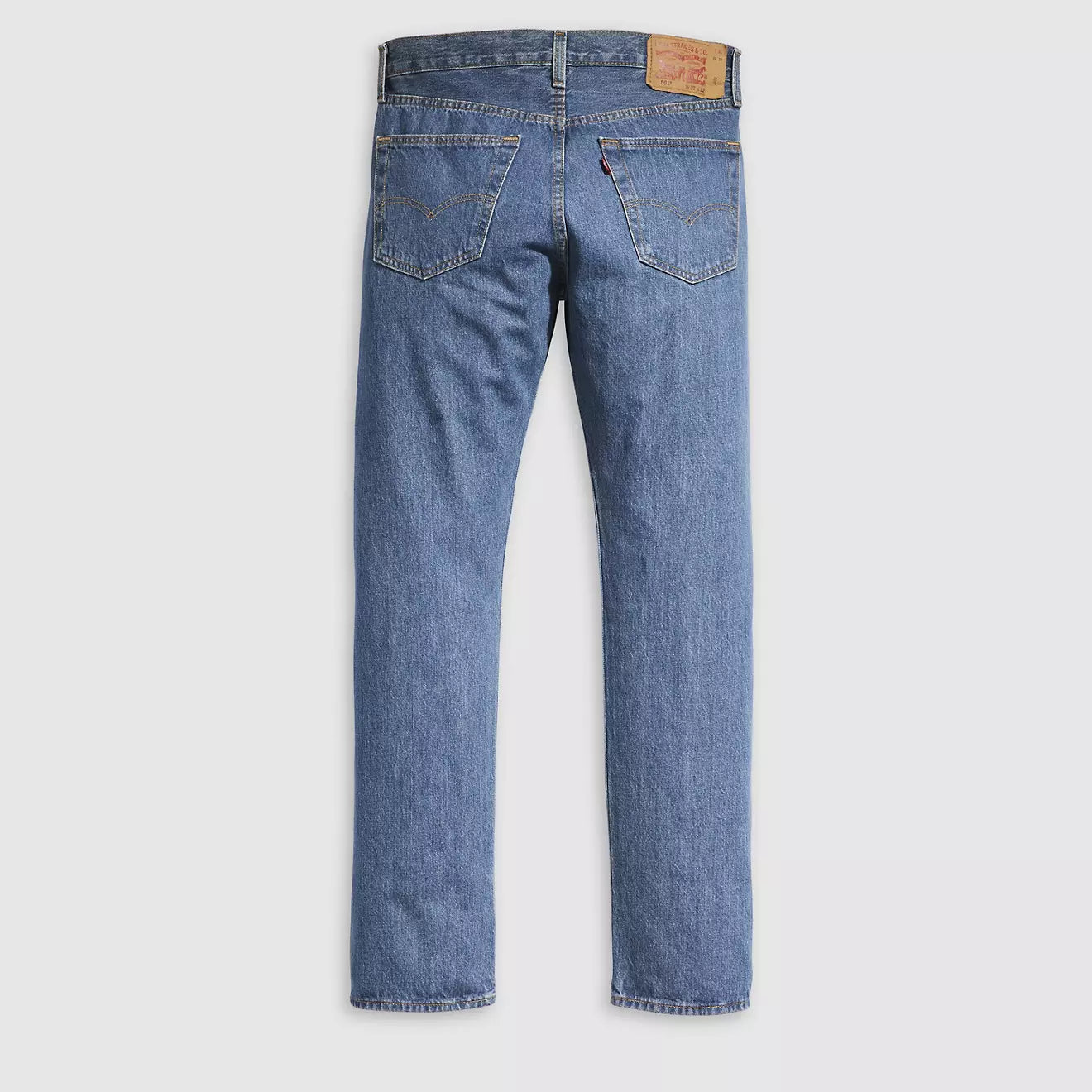 Levi’s - 501 Original Fit in Medium Wash