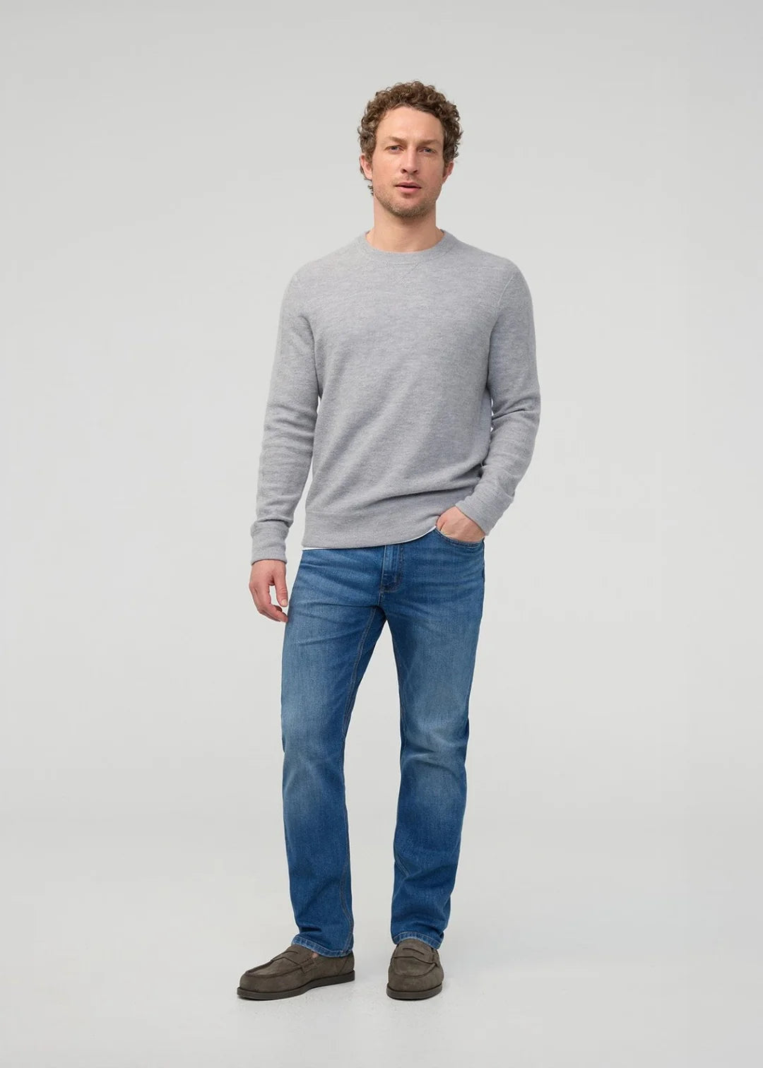 Duer - Performance Denim+ Straight in Alpine Indigo