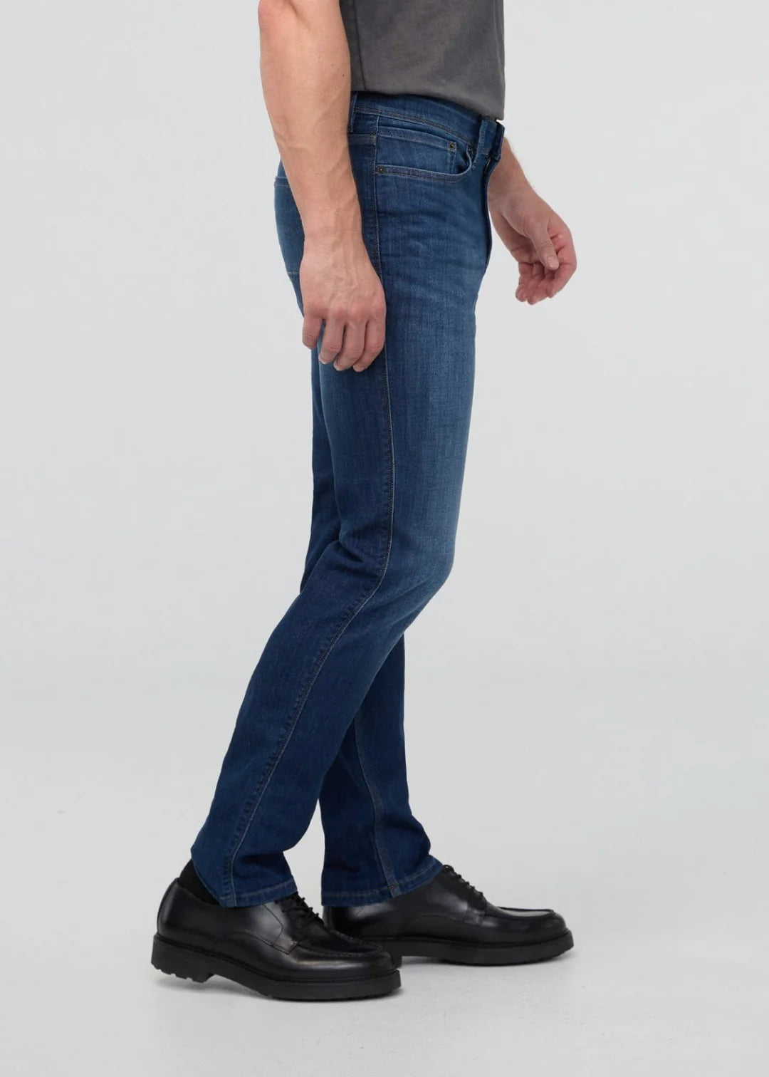 Duer - Performance Denim Slim Straight in Ocean Swell