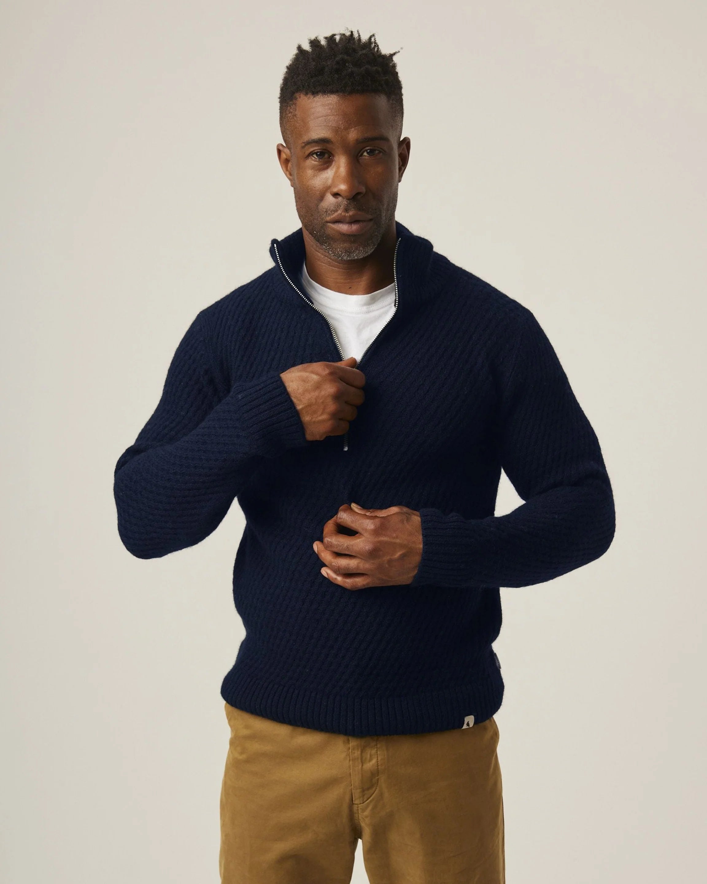 Peregrine - Birchall Quarter Zip Jumper in Navy