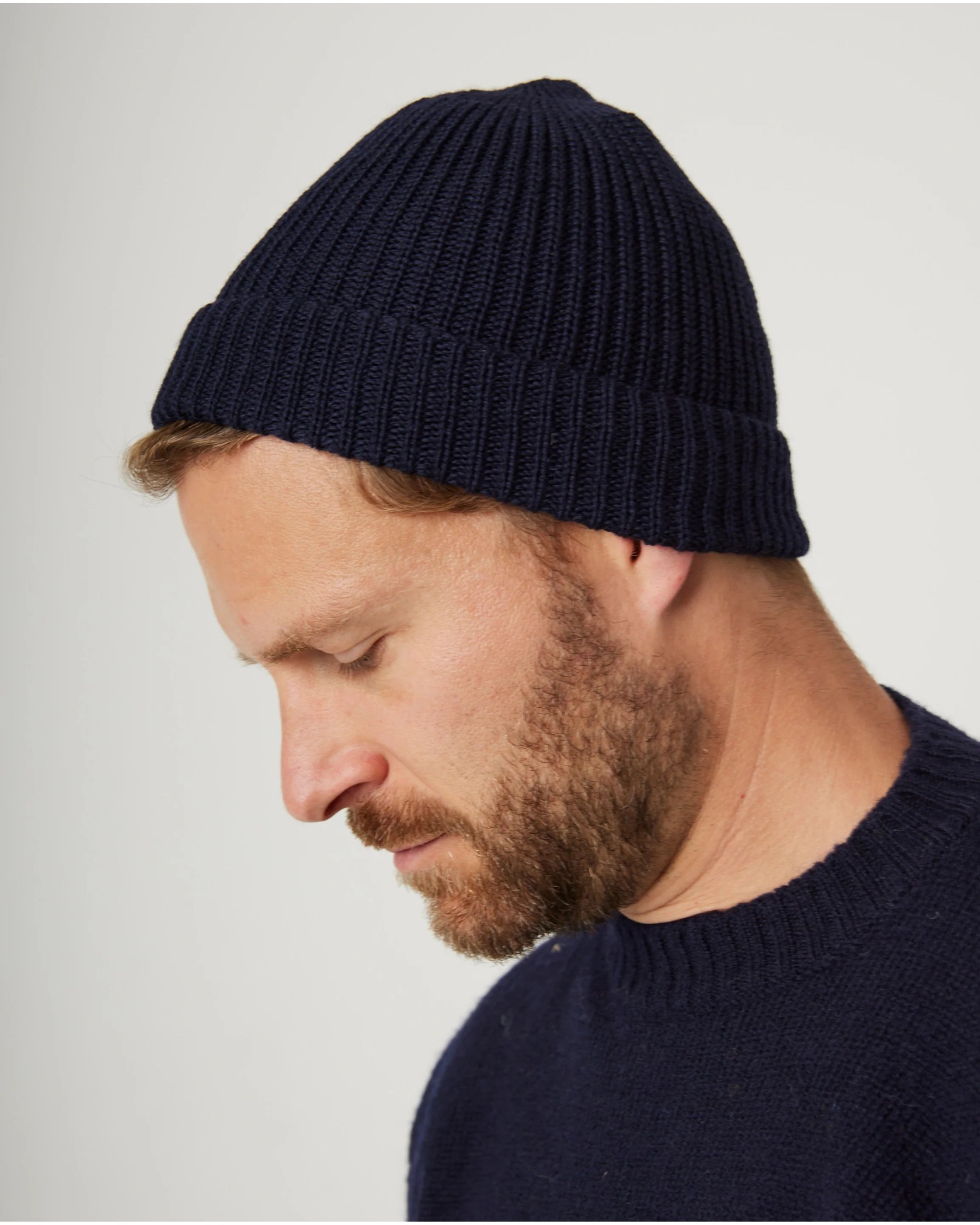 Peregrine - Porter Ribbed Beanie in Navy
