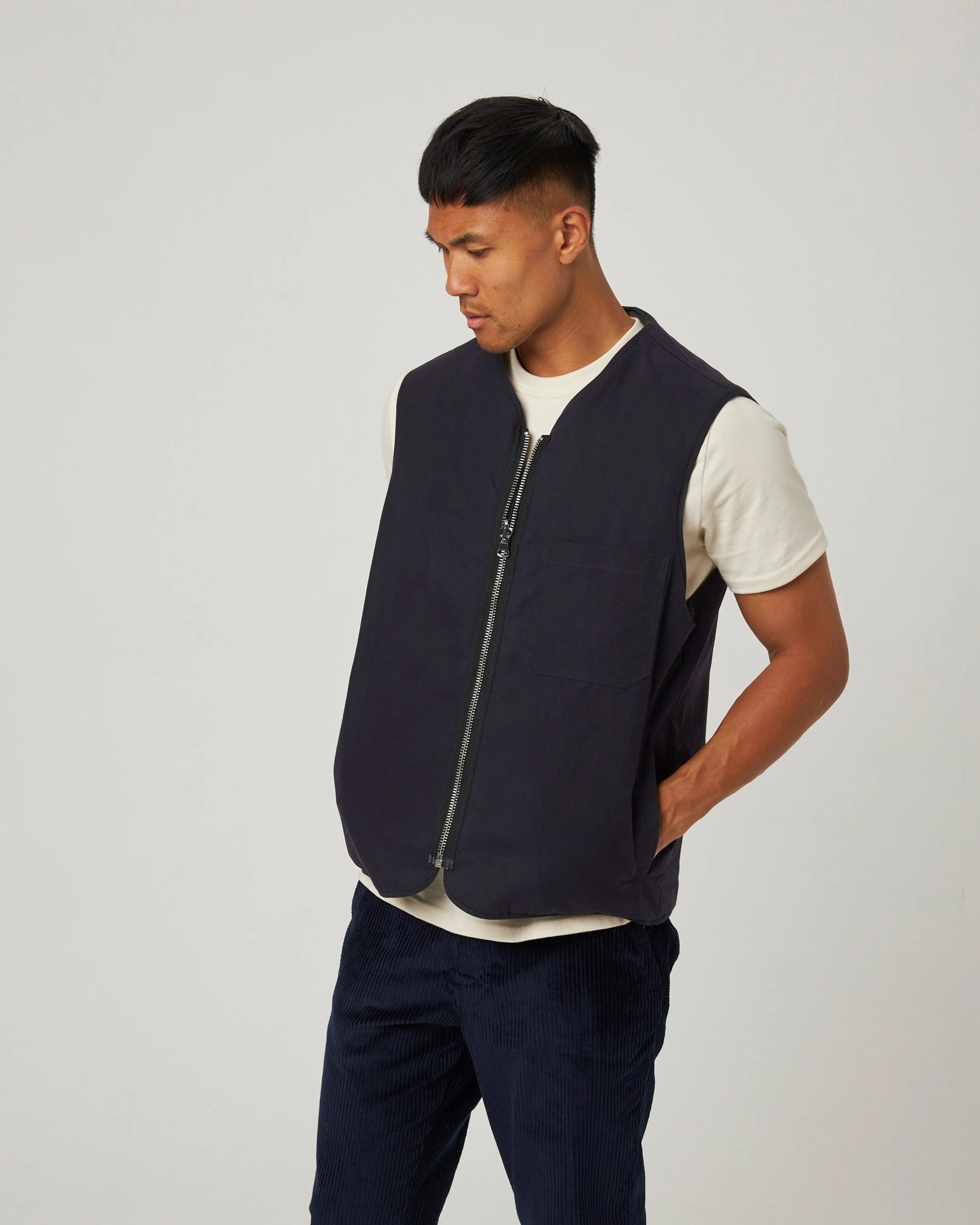 Peregrine - Rex Reverse Gilet in Navy