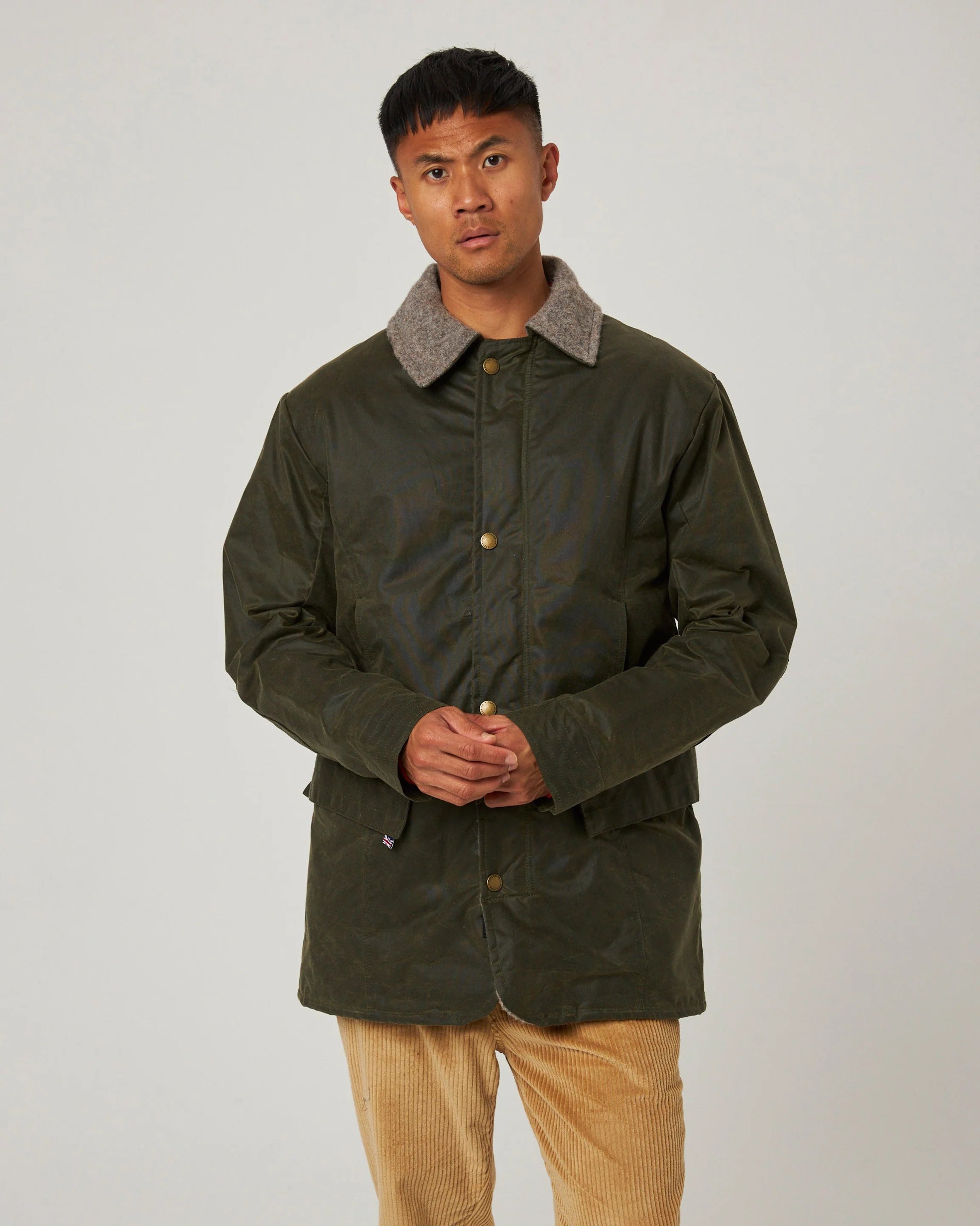 Peregrine - Field Jacket in Olive