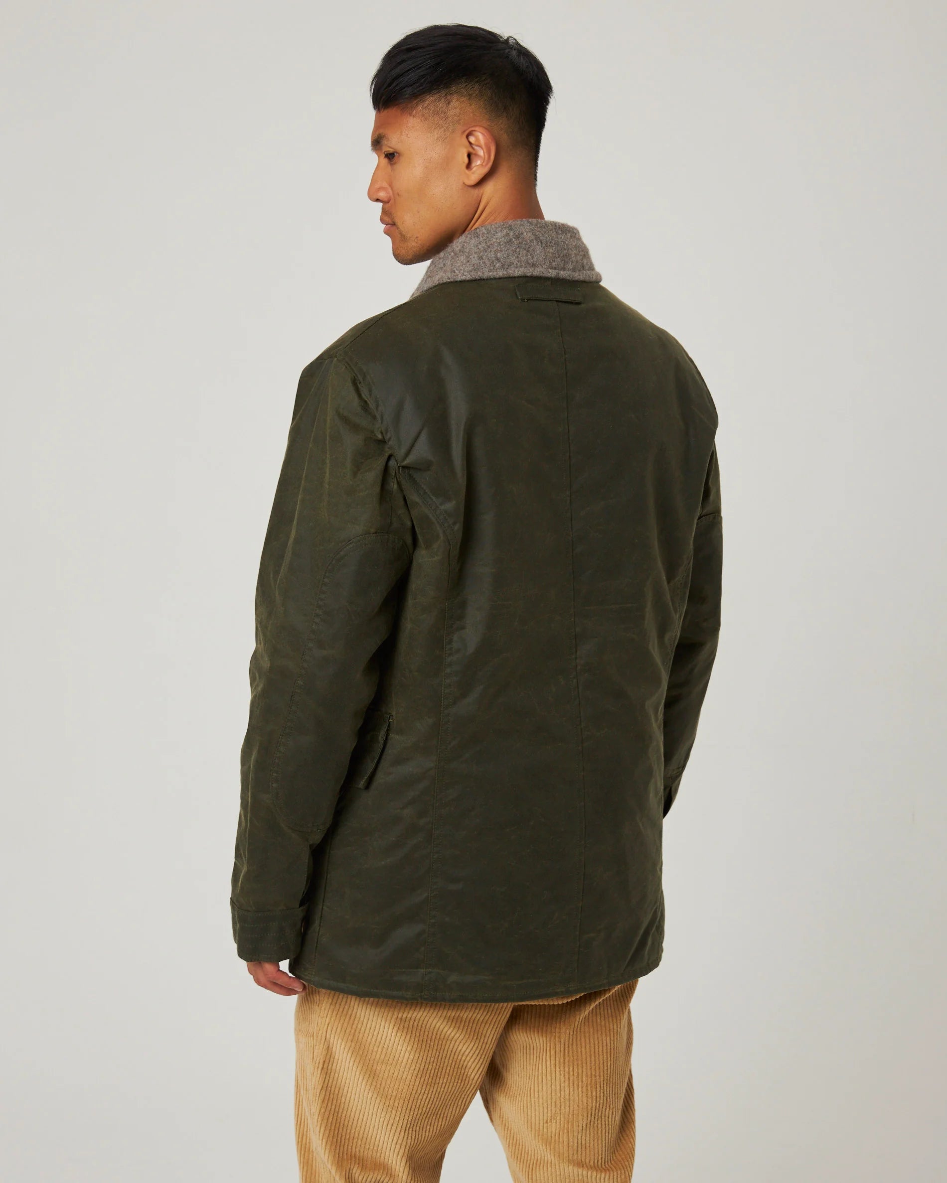 Peregrine - Field Jacket in Olive