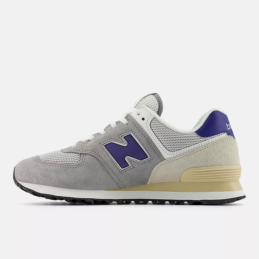 New Balance - 574 in Grey/Grey