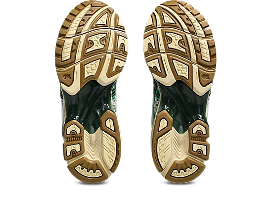 Asics - GEL-Kayano 14 in White/Hinoki Beige