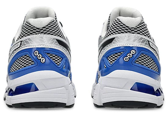 Asics - GEL-Kayano 20 in White/Illusion Blue