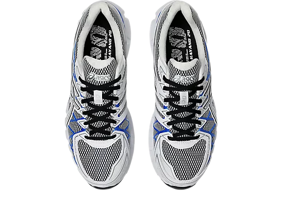 Asics - GEL-Kayano 20 in White/Illusion Blue