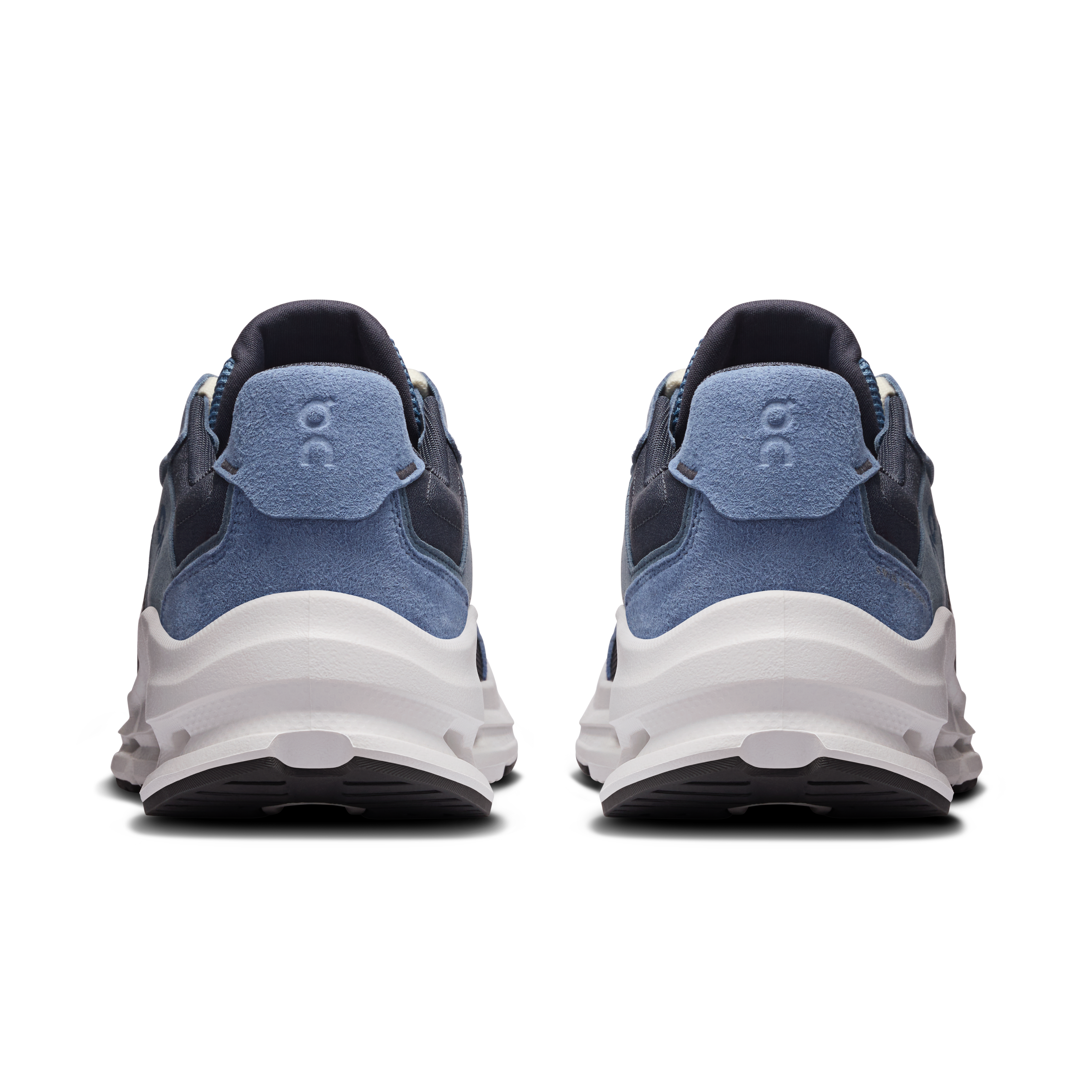 On Running - Cloudnova Rift in Steel/Navy