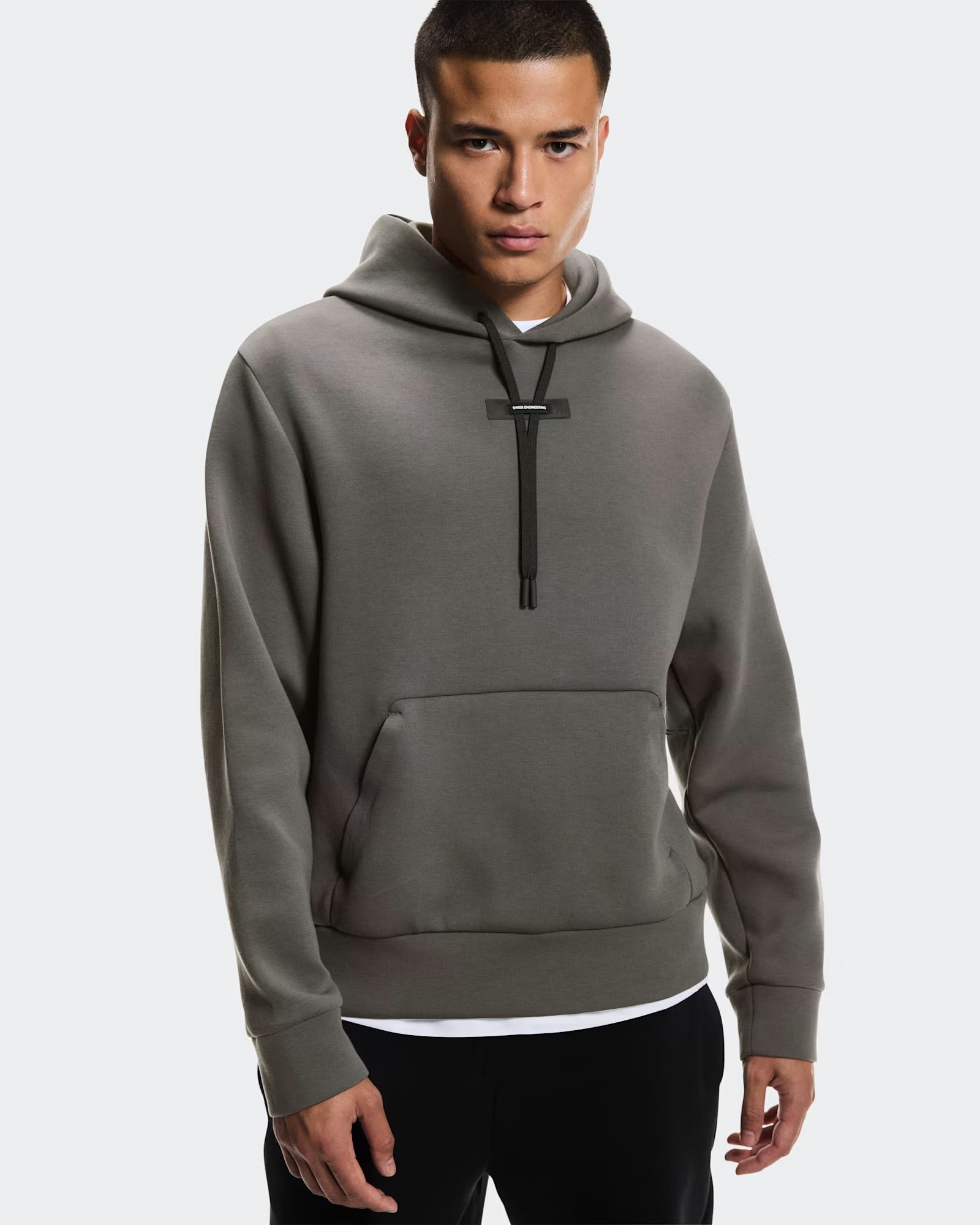 ON Running - Focus Tech Hoodie in Shadow