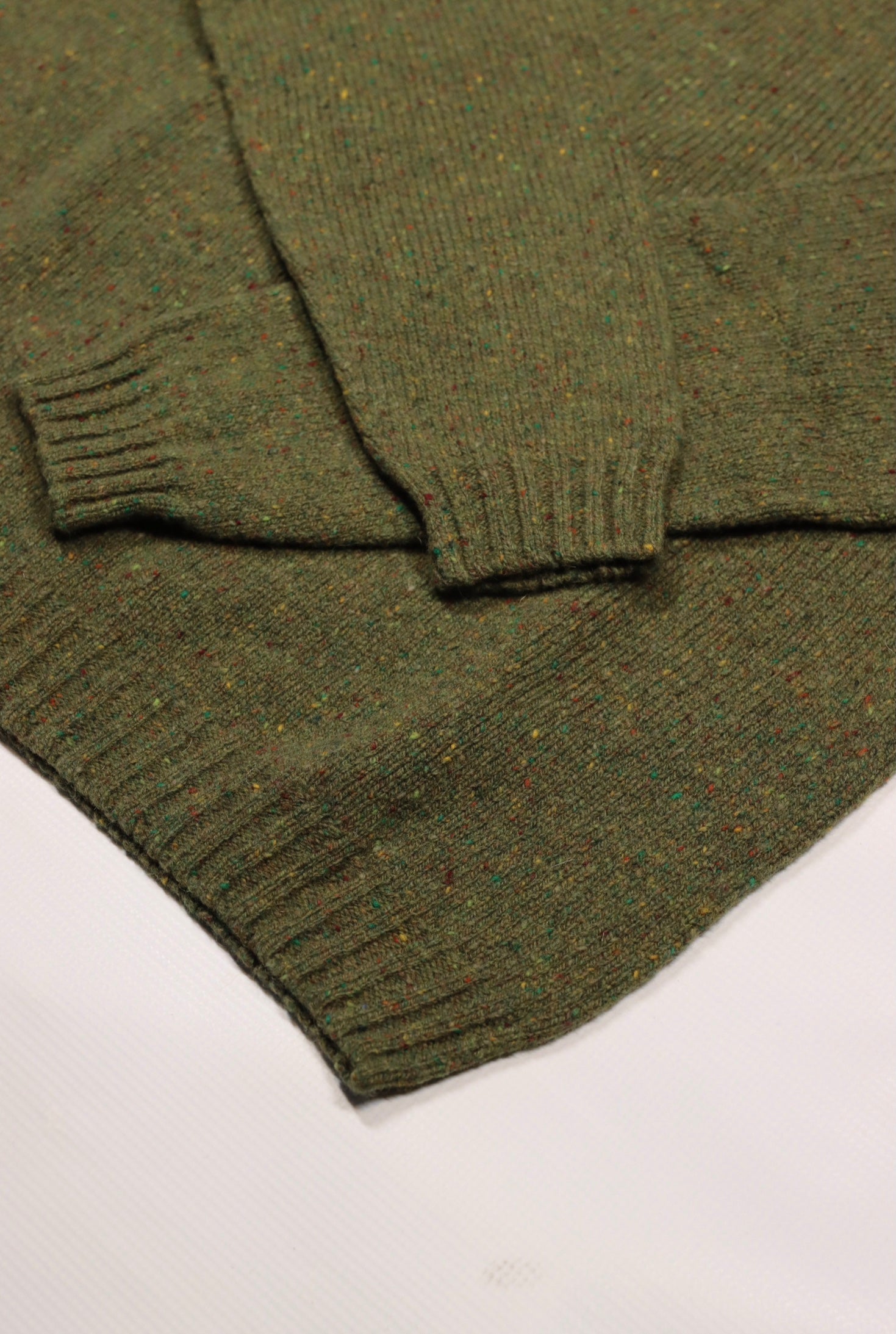 Harley of Scotland- Women’s Raglan Sweater in Raasay