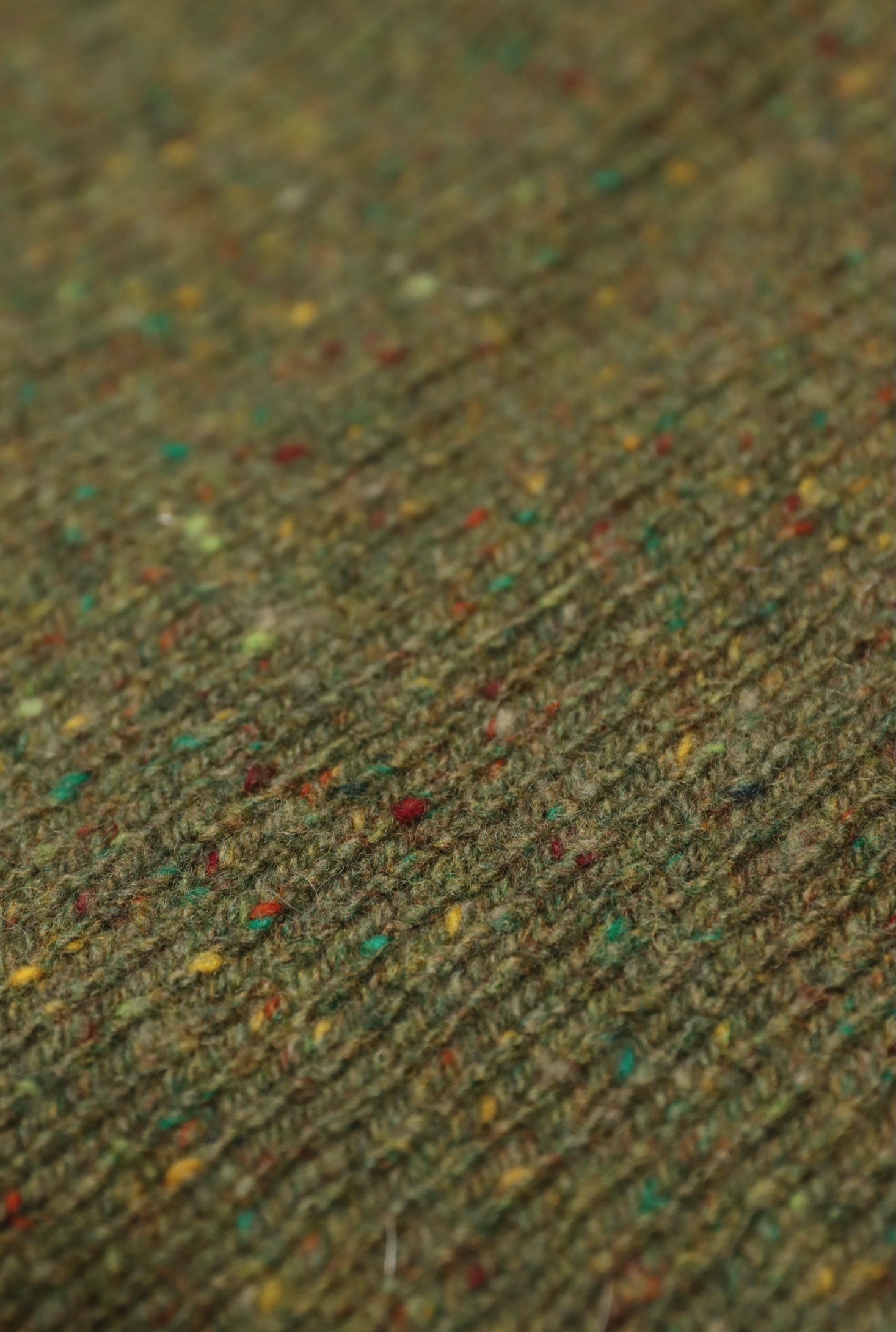 Harley of Scotland- Women’s Raglan Sweater in Raasay