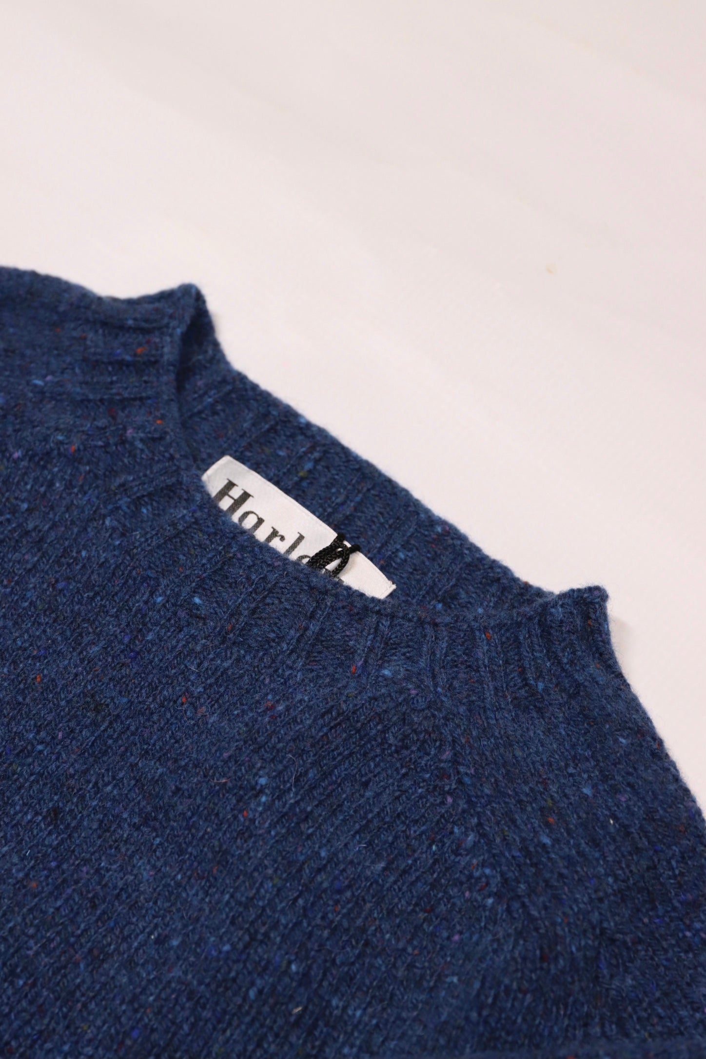 Harley of Scotland- Women’s Raglan Sweater in Soay
