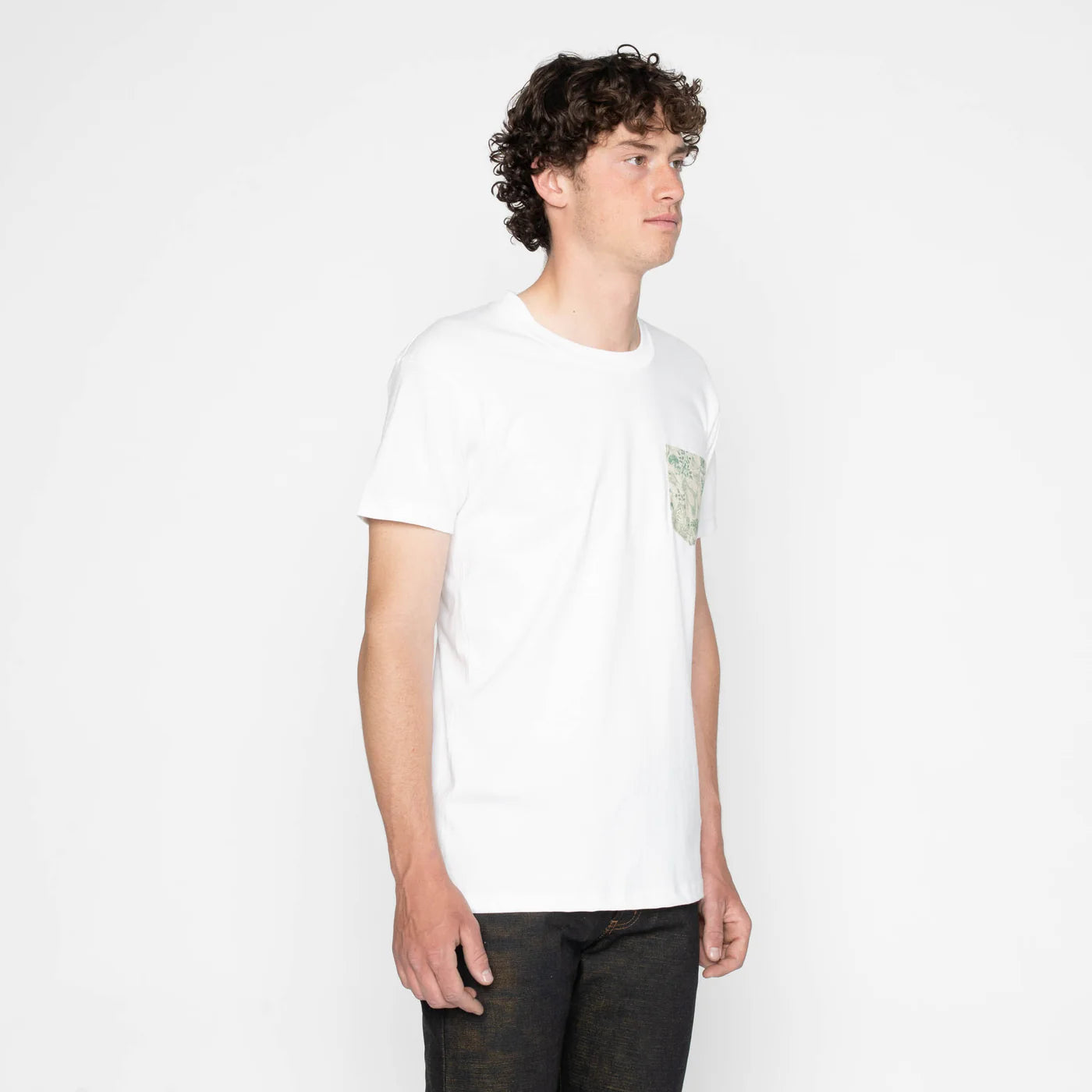 Naked & Famous - Pocket Tee in White + Linen Animals