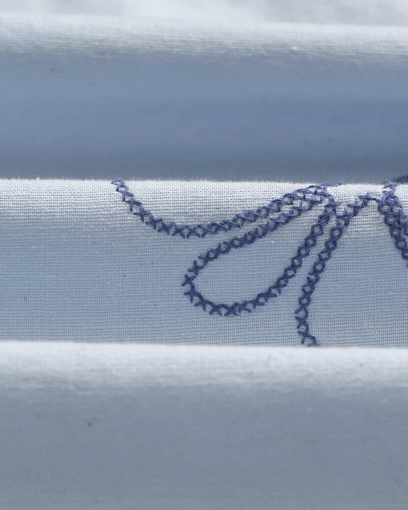Wax London - Corey Cross Stitch Doodle Cotton-Linen Shirt in Blue