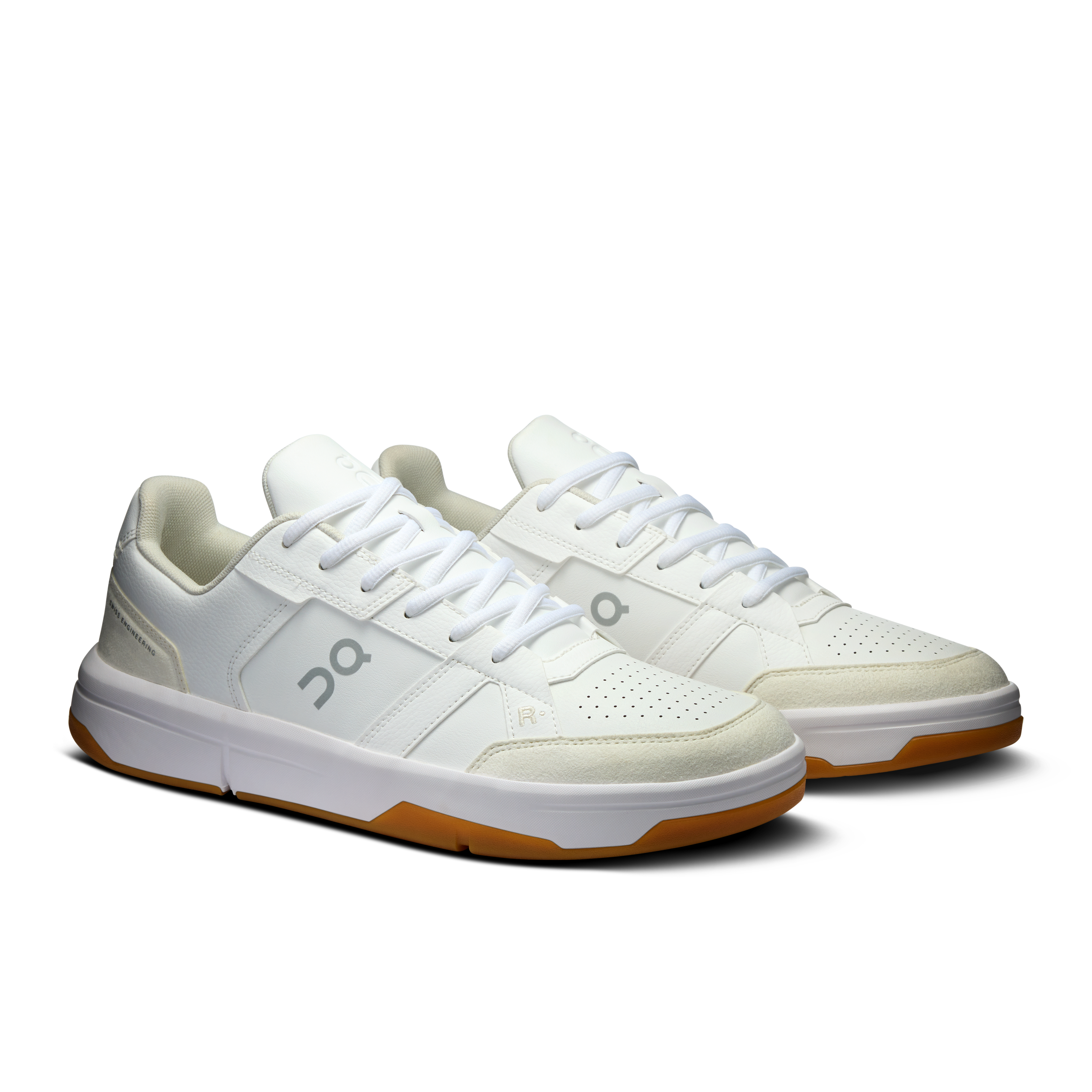 On Running - THE ROGER Clubhouse in White/Ivory