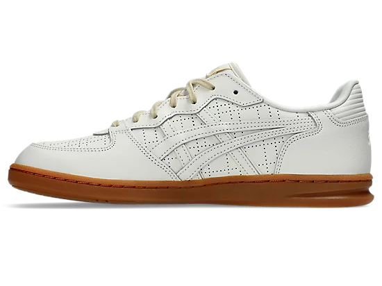 Asics - Skyhand OG in Cream/Hinoki Beige