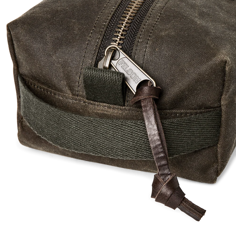 Filson - Tin Cloth Dopp Kit in Otter Green