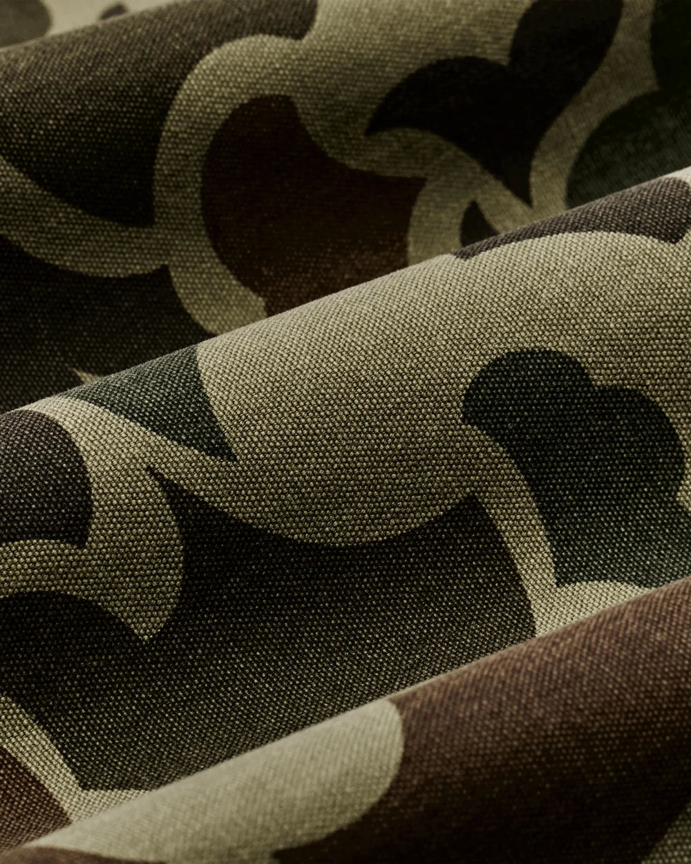 Filson - Canvas Outfitter Jacket in Tundra Shrub Camo