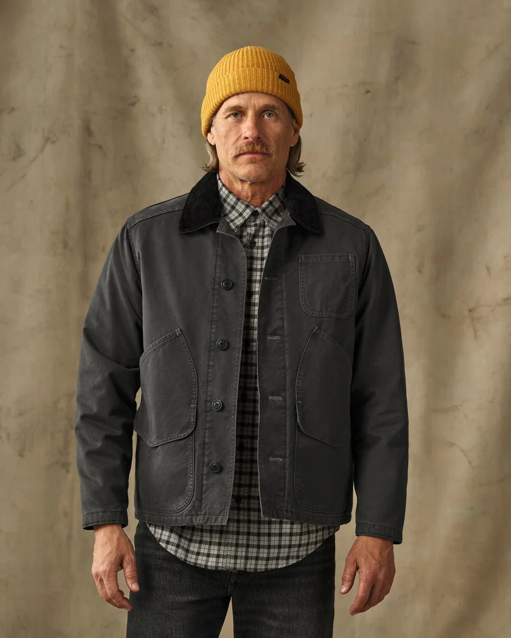 Filson - Insulated Canvas Outfitter Jacket in Peat
