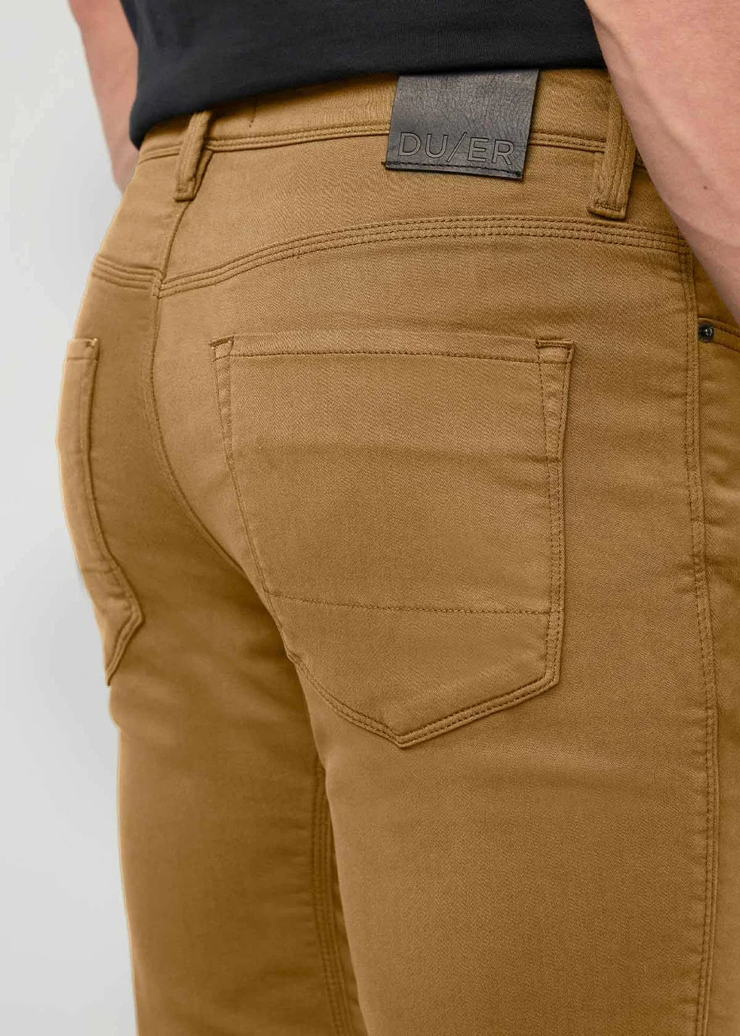Duer - No Sweat Slim Straight in Caramel