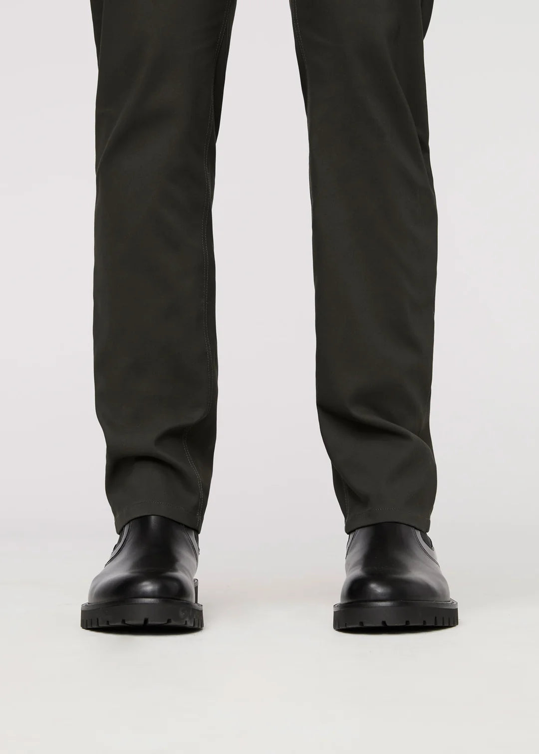 Duer - NuStretch Slim Straight Trouser in Evergreen