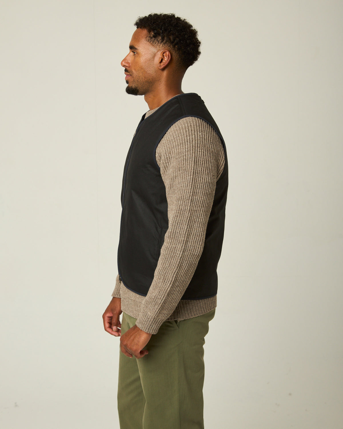 Peregrine - Duke Gilet in Black