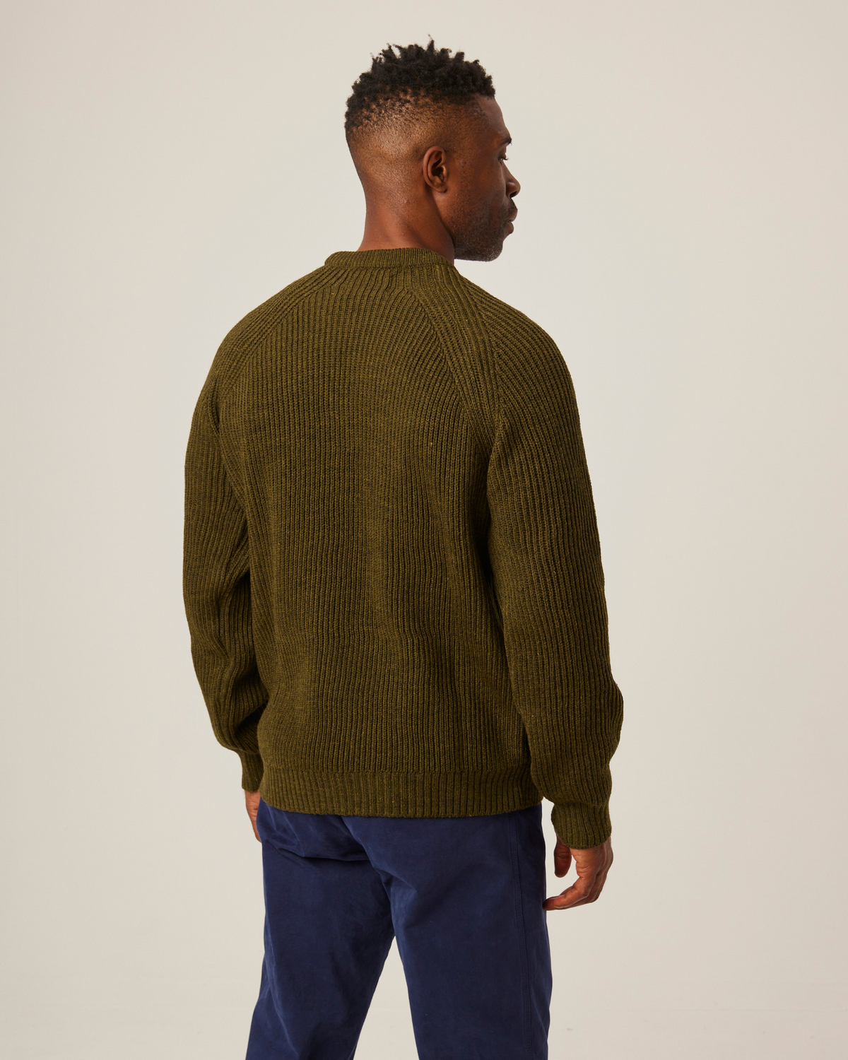 Peregrine - Ford Crew Jumper in Olive Merino