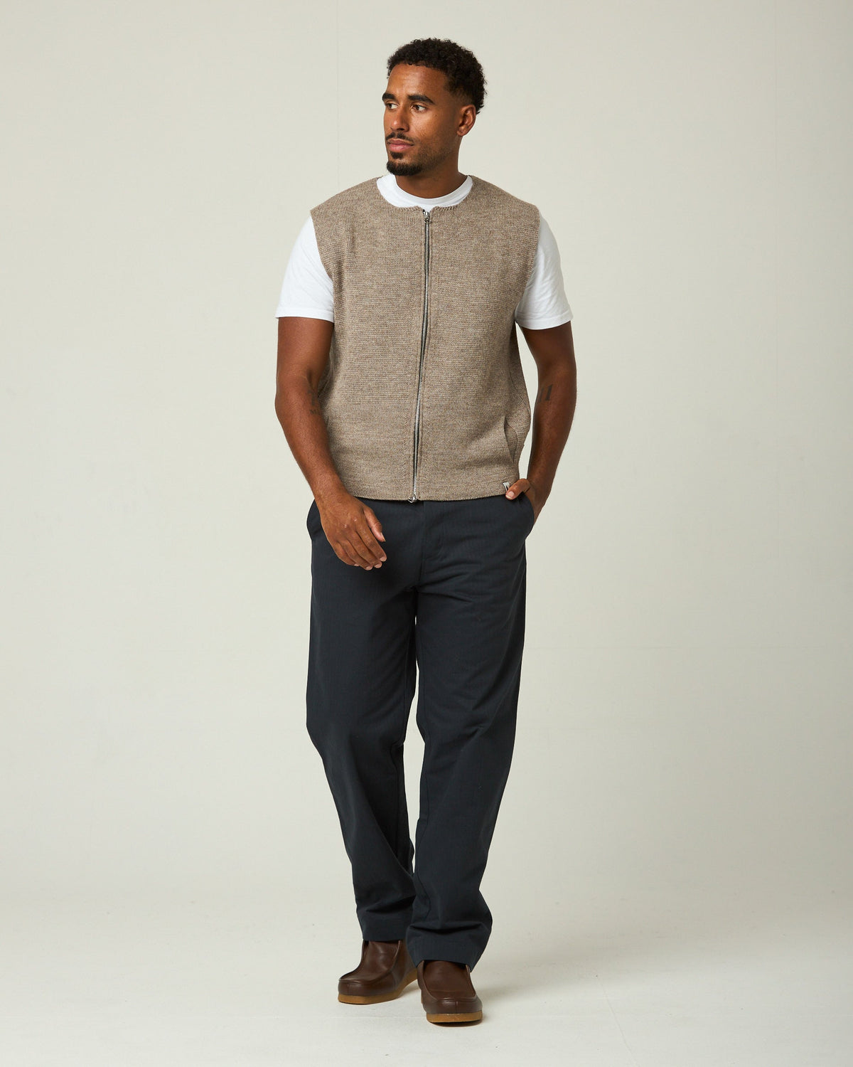 Peregrine - Marina Gilet in Oak Merino