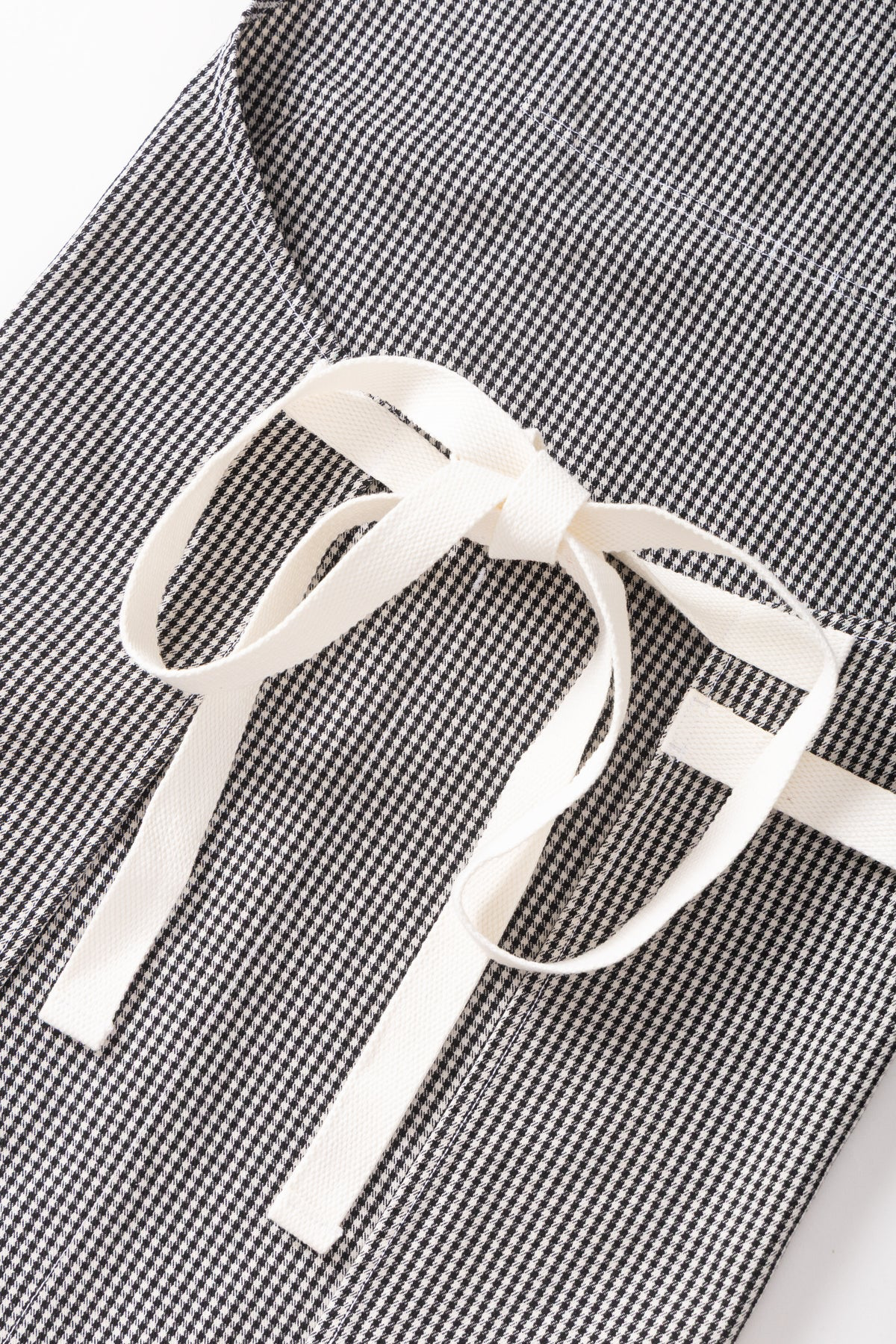 Service Works - House Gingham Apron in Black