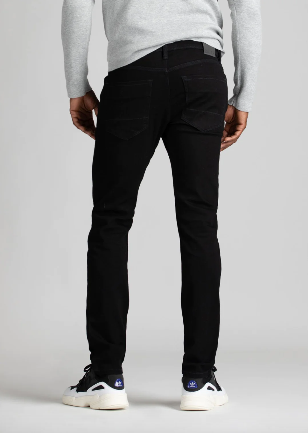 Duer- Stay Dry Denim Slim Jet Black