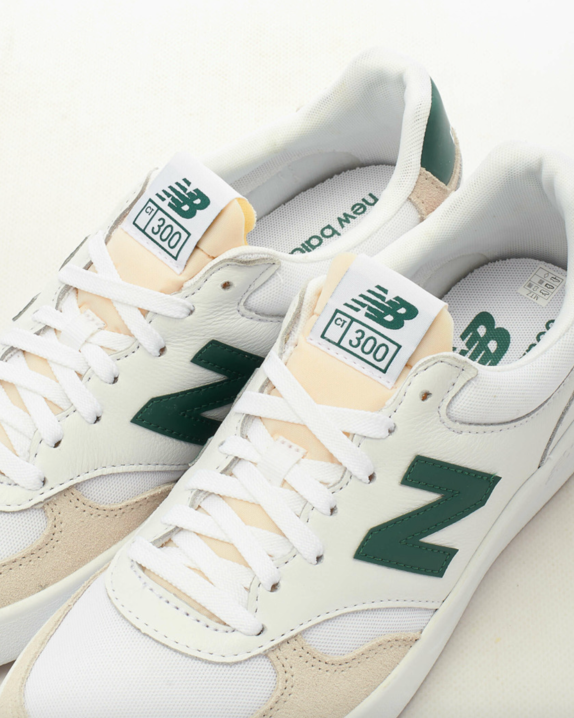 New Balance- 300 White/Green