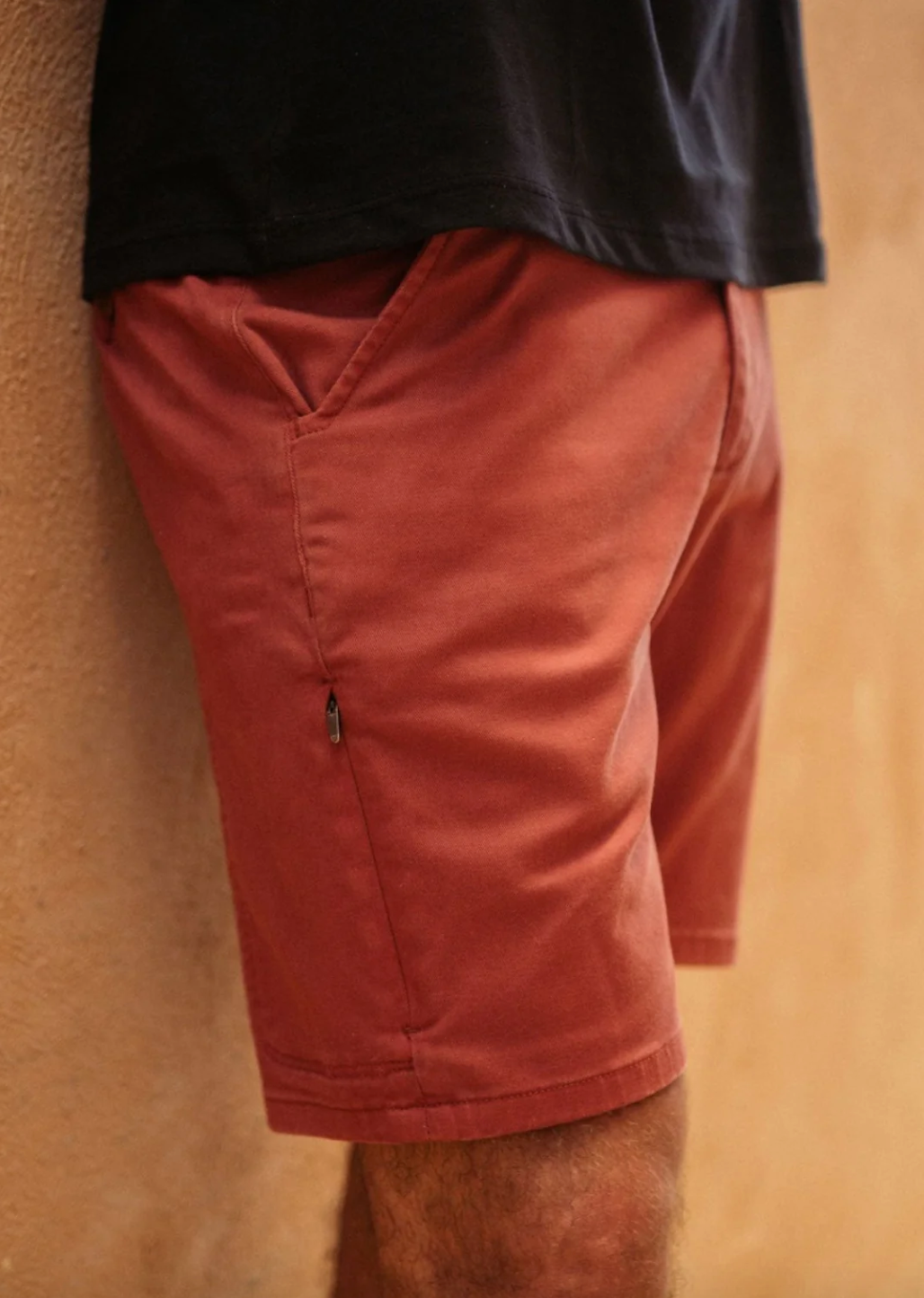 Duer- Live Free Journey Short Dark Red