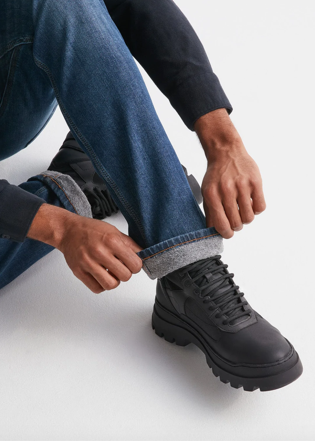 Duer- Fireside Denim Relaxed Lakeshore