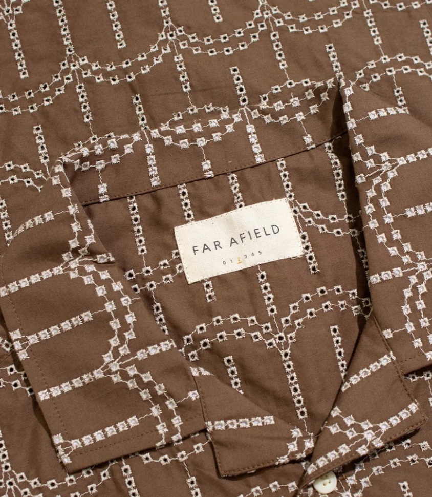 Far Afield- Stachio S/S Shirt in Palm Tree Dobby Dark Brown
