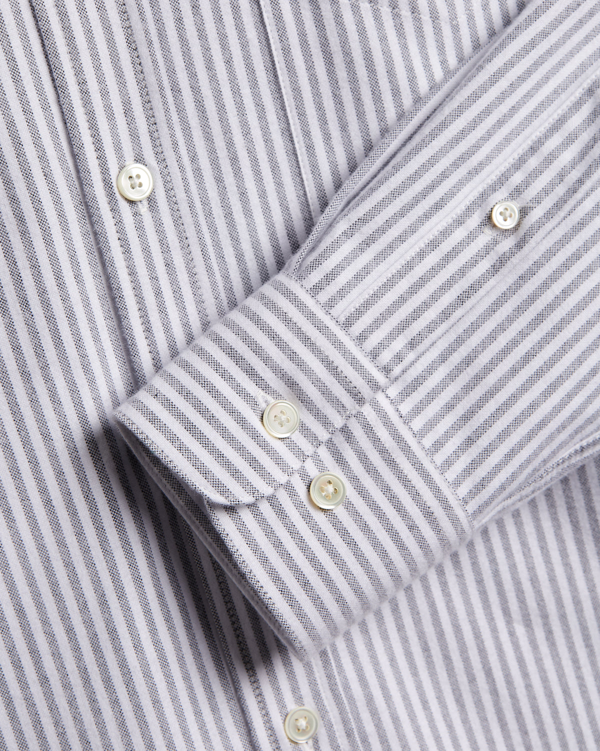 Portuguese Flannel - Brushed Oxford in Black Stripe