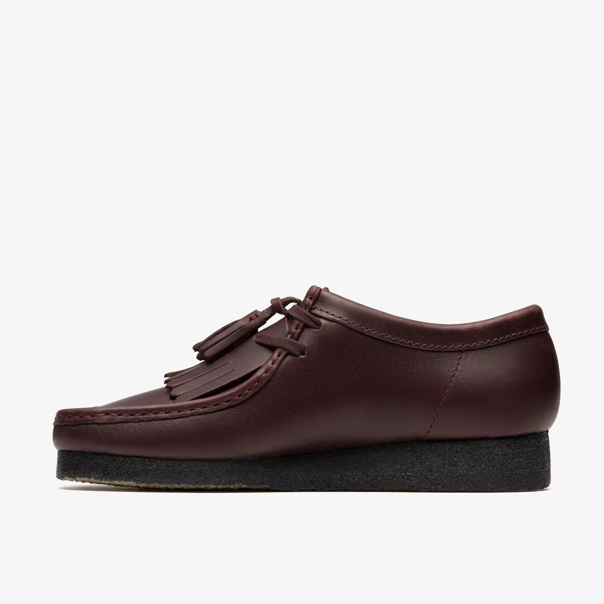 Clarks - Wallabee in Purple Grape Leather