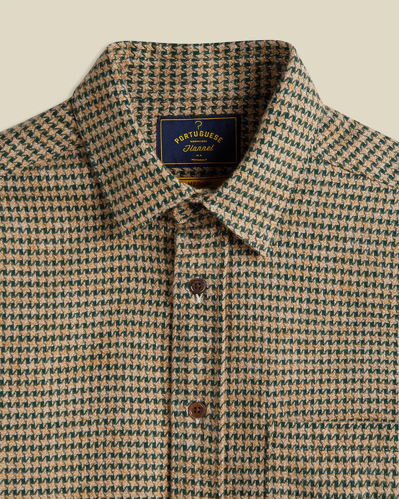 Portuguese Flannel - Abstract Pied Poule in Green