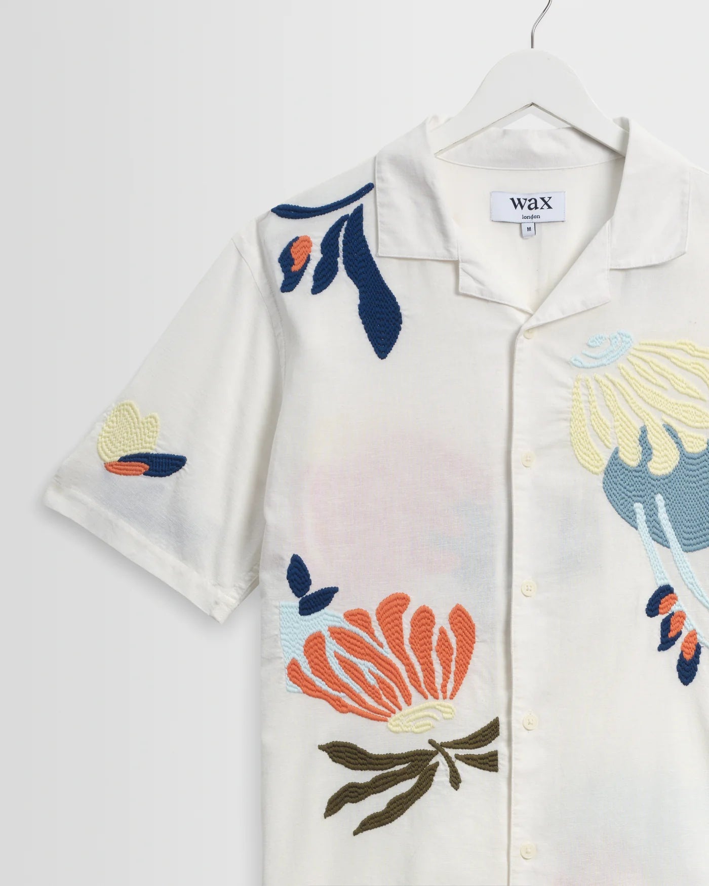 Wax London - Didcot Flower Embroidered Short-Sleeve Shirt in Ecru